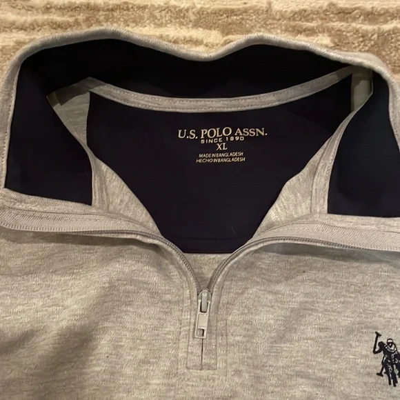Us Polo ASSN. 1/4 zip. XL - Picture 4 of 4